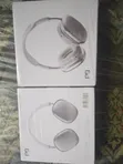 P9 Wireless Over-Ear Headphones - 2
