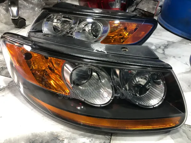 Hyundai Santa Fe 2007-2009 Headlight - Premium OEM Foreign Used - 1