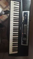 Yamaha YPT-210 61-Key Keyboard - 1