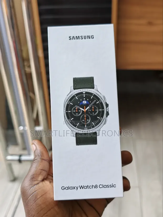 Samsung Galaxy Watch 8 Classic 46mm - 1