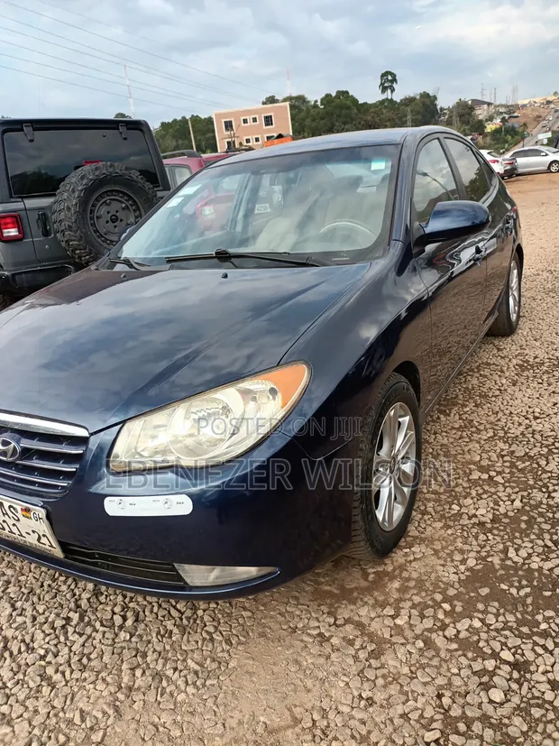 Hyundai Elantra 2010 Blue - 1