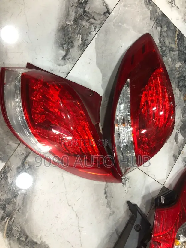 Hyundai Veloster Taillight - Premium OEM Foreign Used - 1