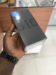 New Samsung Galaxy S10 128GB Blue - 2