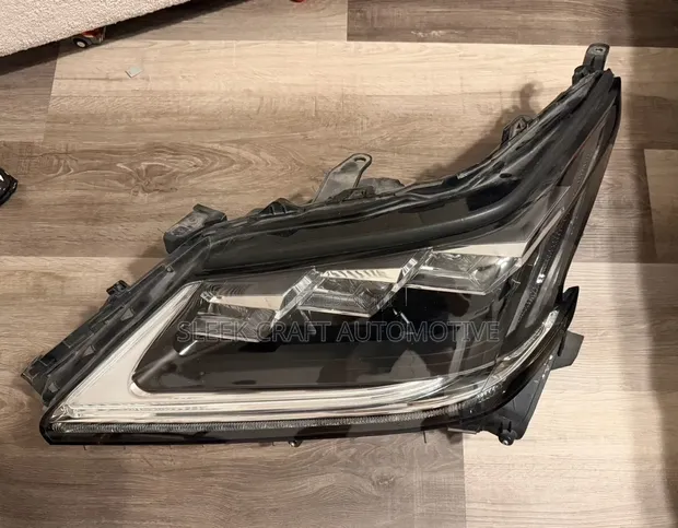 2016-2020 Lexus LX570 Headlights Pair (Used) - 1