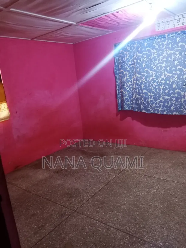 1 Bedroom Room & Parlour for Rent in Abokobi - 1