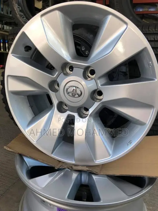 Toyota Hilux/Fortuner 16-inch Alloy Rims - 1