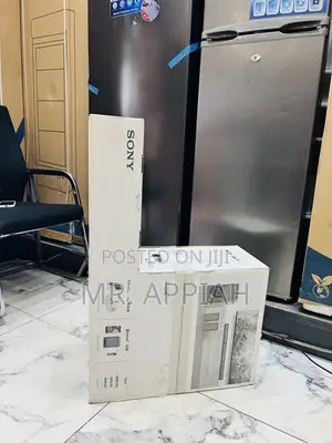 Brand New Sony HT-S20R 5.1 Channel Soundbar Home Cinema Black