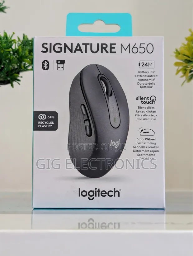 Logitech Signature M650 Wireless Mouse (Graphite) - 1