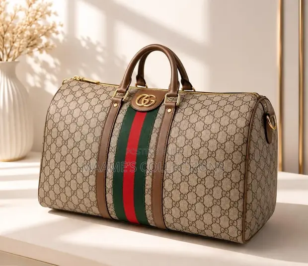 Gucci GG Supreme Canvas Duffle Travel Bag - 1