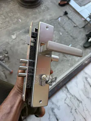 High Quality Door Lock with Hinges