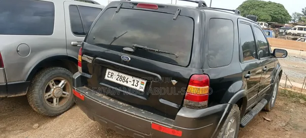 Ford Escape 2018 Black - 1