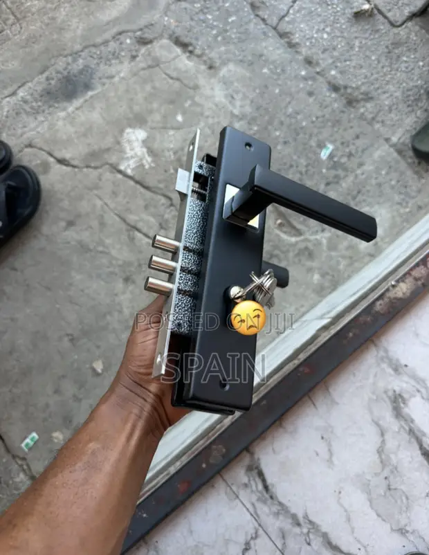 Brand New High Quality Door Lock and Handle - 1