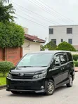 Toyota Voxy V 4WD 7-Seater 2015 Black - 5