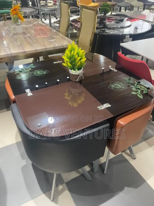 Modern 4-Seat Dining Table Set - 1