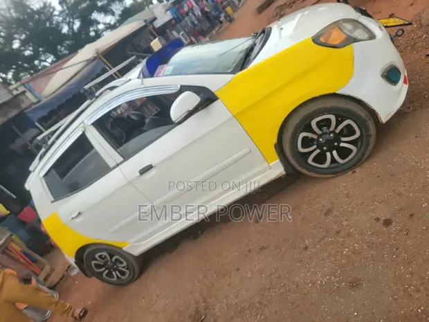 Kia Morning 2010 - White, Automatic - 1