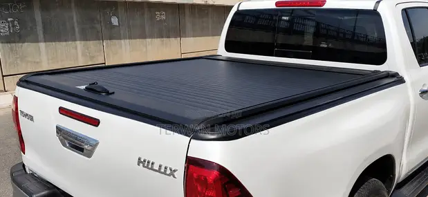 New Retractable Pickup Truck Bed Cover for Toyota Hilux / Tacoma - 1