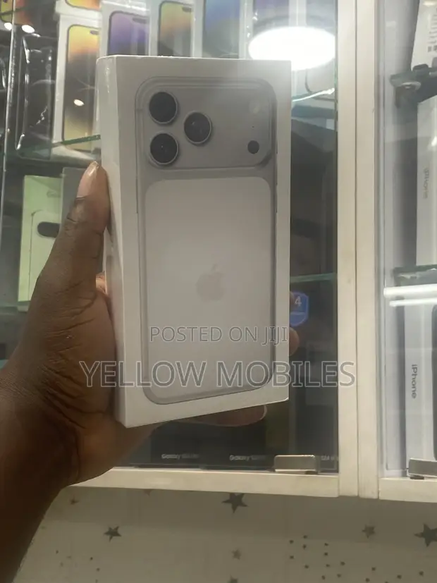 New Apple iPhone 17 Pro Max 1TB Silver - 1