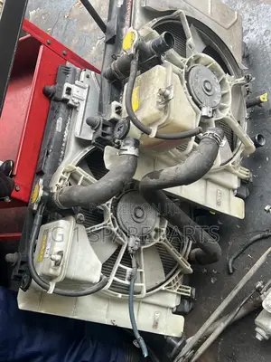 Toyota Vitz/Yaris Water Tank Complete with Fan
