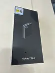 Samsung Galaxy Z Flip6 256GB Silver - 1