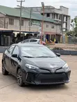 2017 Toyota Corolla SE Sedan - 5