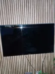 Samsung 43-inch HD TV - 2