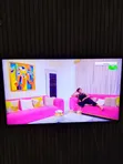 Samsung 43-inch HD TV - 4
