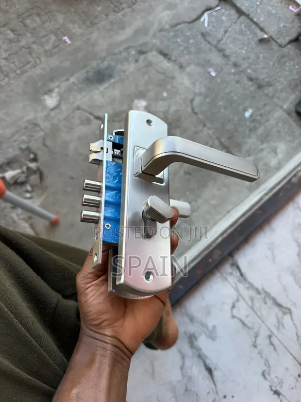 High Quality Door Lock with Cylinder - 1