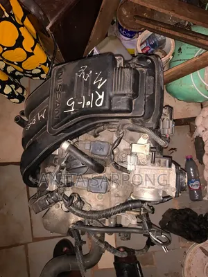 Nissan March Engine