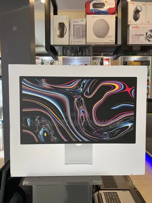 Apple 27" Studio Display 5K Nano-Texture Glass