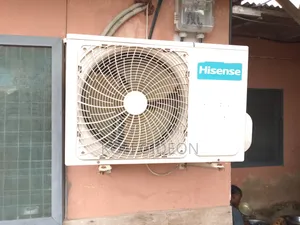 Hisense Air Conditioner - 8 Months Old