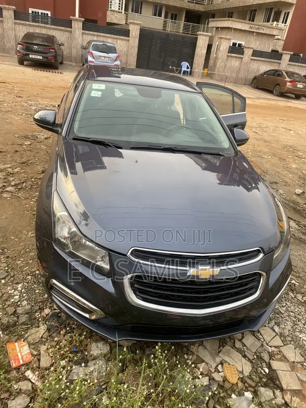 2016 Chevrolet Cruze LS Sedan - 1