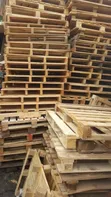 Wooden and Rubber Pallets for Commercial Use - 4