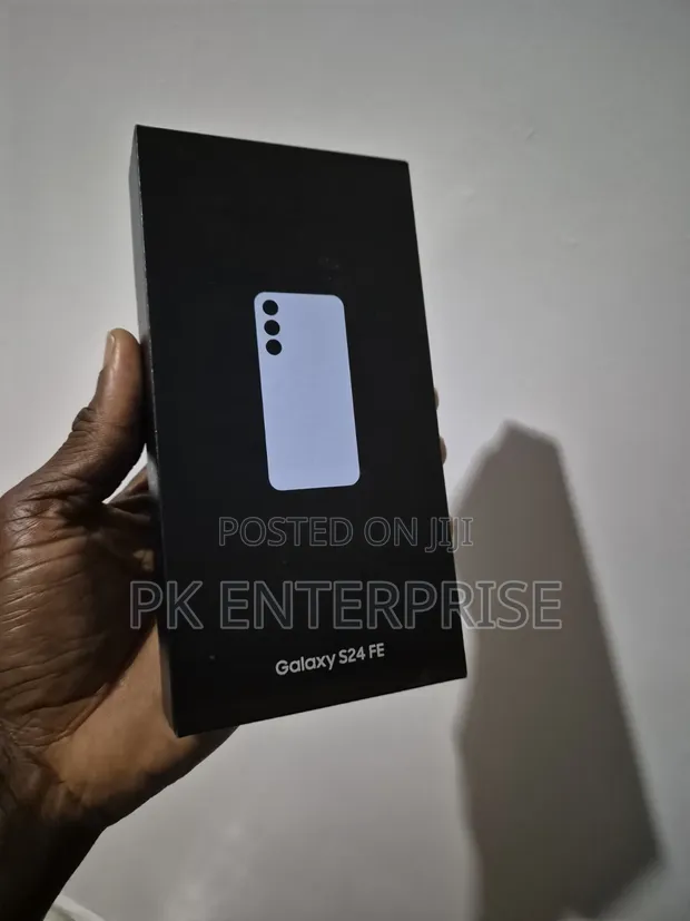 New Samsung Galaxy S24 FE 128GB - 1