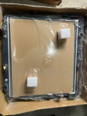 Toyota Tundra 2023-2025 Radiator