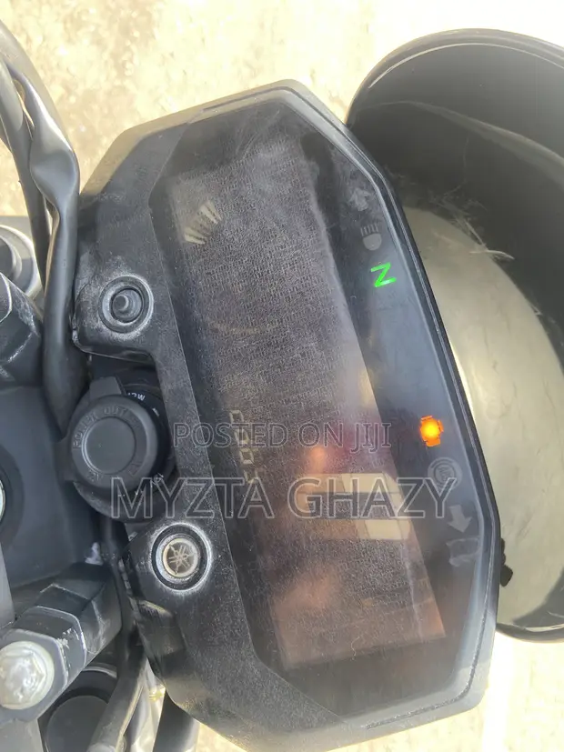 Yamaha FZ-X 2025 Black - 1