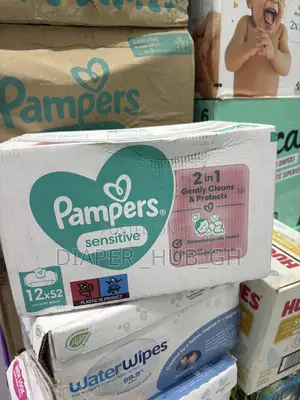 Pampers Baby Wipes Sensitive, 12 x 52 Per Box