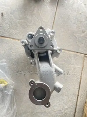 Ford F-150 V8 Water Pump - Brand New