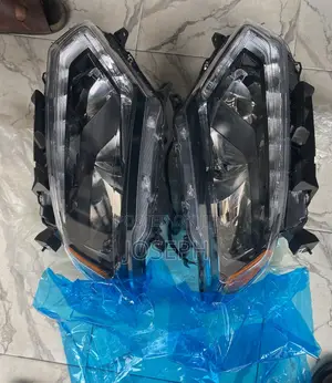 Nissan Rogue 2014-2016 Headlight