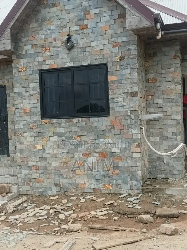 Natural Marble Stone Cutting and Laying - 1
