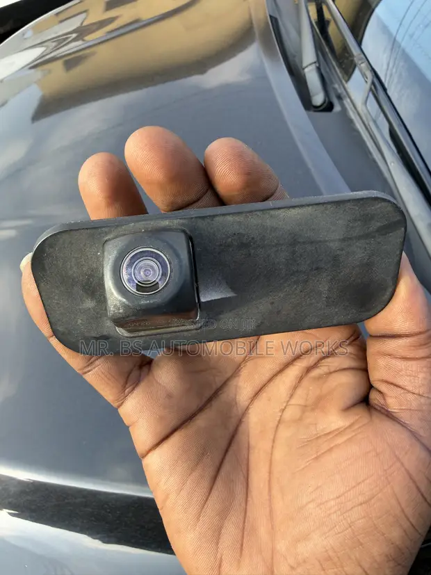 Toyota Corolla OEM Backup Camera 2014-2019 - 1