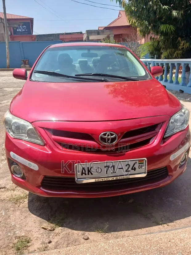 2013 Toyota Corolla LE Sedan - 1