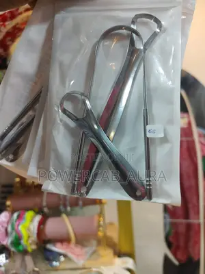 Metallic Tongue Scraper Set