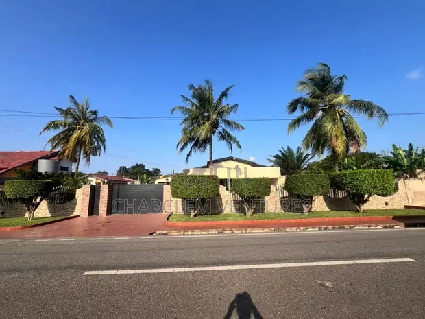 4 Bedroom House for Rent in East Legon - 1
