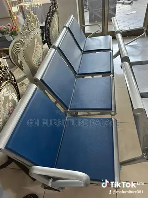 Four-in-One Waiting Chair for Office