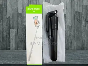 R1 Extendable Selfie Stick with Tripod & Remote