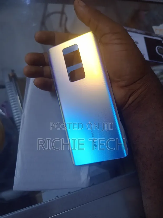 Tecno Phantom X Black Glass - 1
