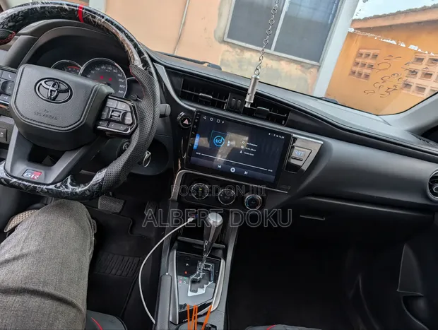 2018 Toyota Corolla LE Eco Sedan - 1