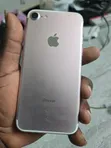 Apple iPhone 7 32GB Gray - 4