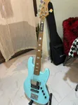 Sqoe Active 5-String Bass Guitar - 1
