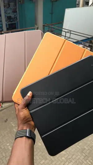 iPad Pro 13-inch Leather Case